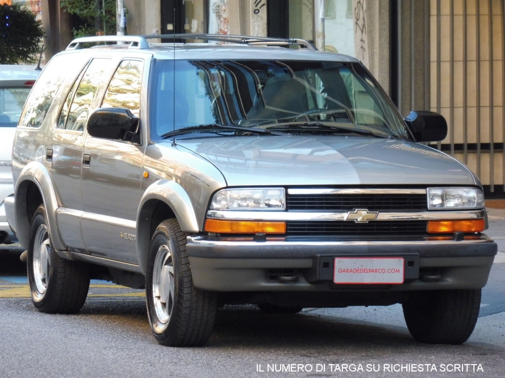 Chevrolet Blazer 4.3 V6 4Wd Lt Automatico Libro Service E Tagliandi Chevrolet. Il Numero Di Targa E' Disponibile Su Richiesta Scritta.
